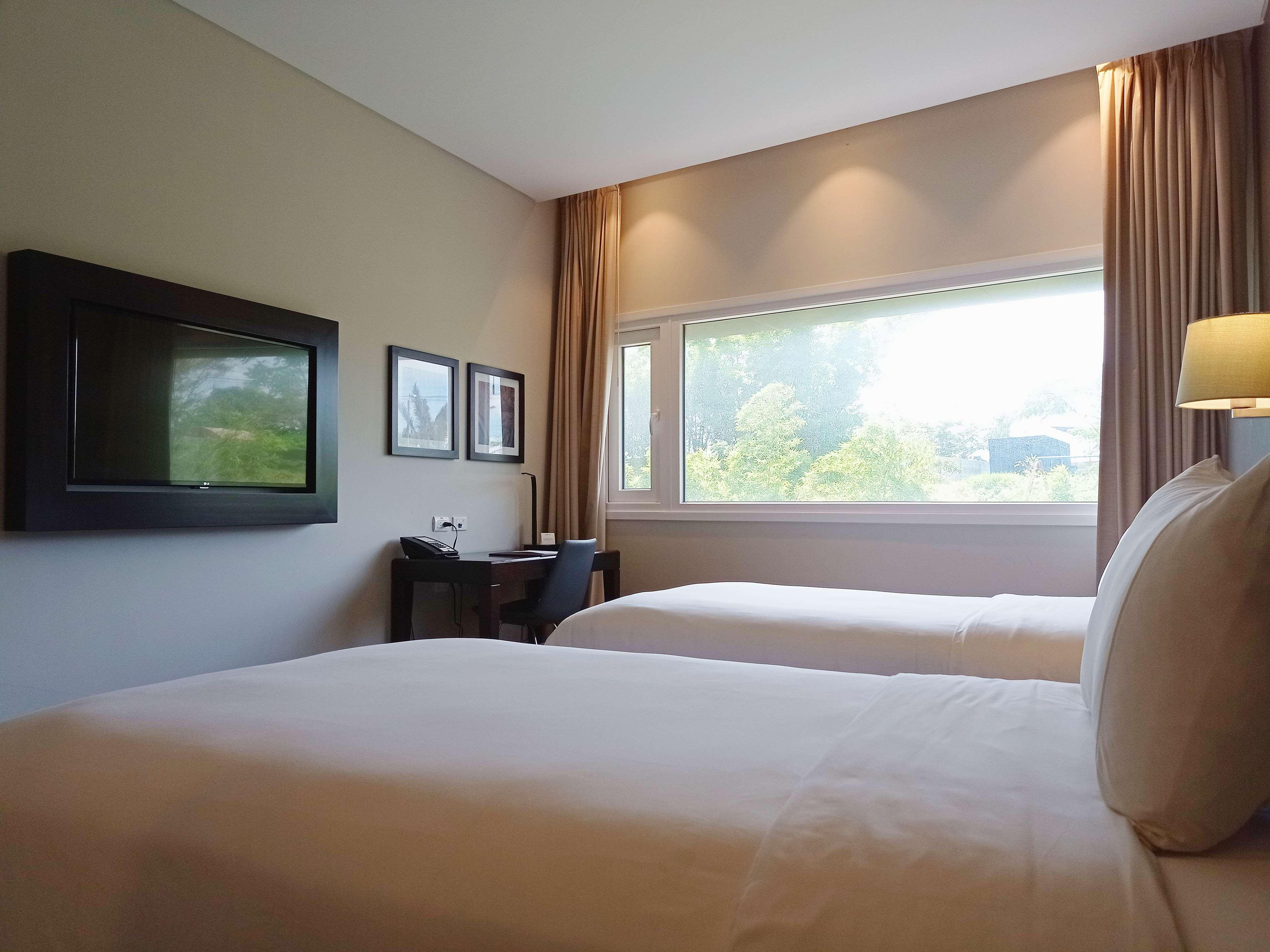 Radisson Hotel Santa Cruz Hotel 5*