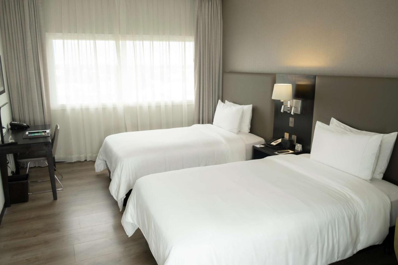 Radisson Hotel Santa Cruz Hotel 5*