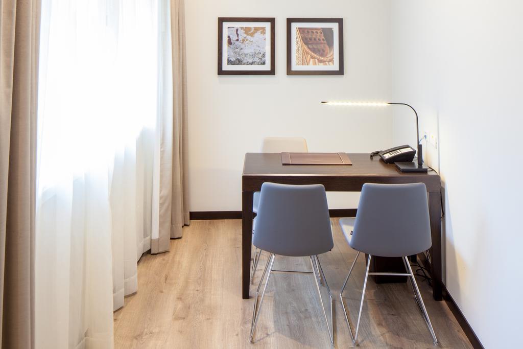 Radisson Hotel Santa Cruz 5*